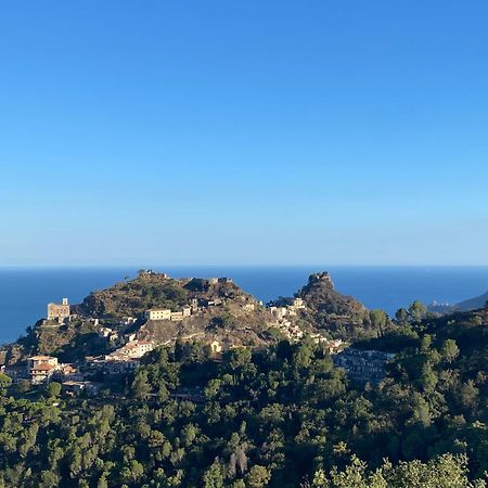 B&B Il Padrino Savoca Exteriér fotografie