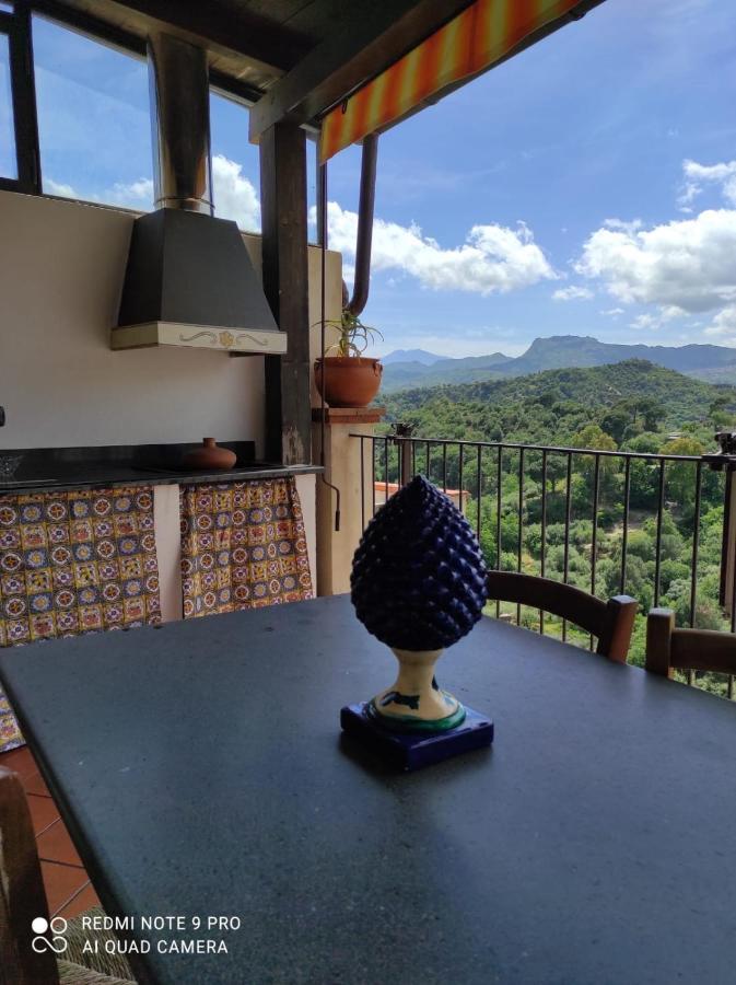 B&B Il Padrino Savoca Exteriér fotografie