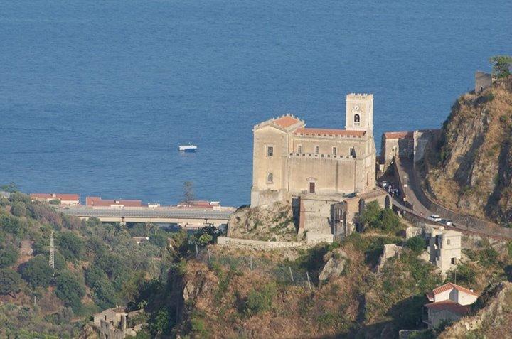 B&B Il Padrino Savoca Exteriér fotografie