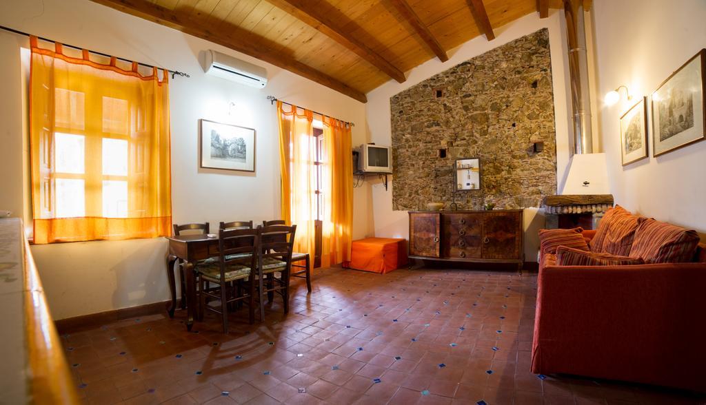 B&B Il Padrino Savoca Pokoj fotografie